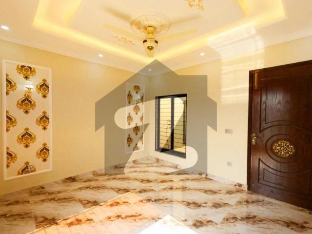 Fair Priced 10 Marla House Available In Central Park Block F