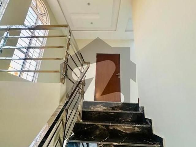 Fair Priced Prime Location 10 Marla House Available In Wapda Town