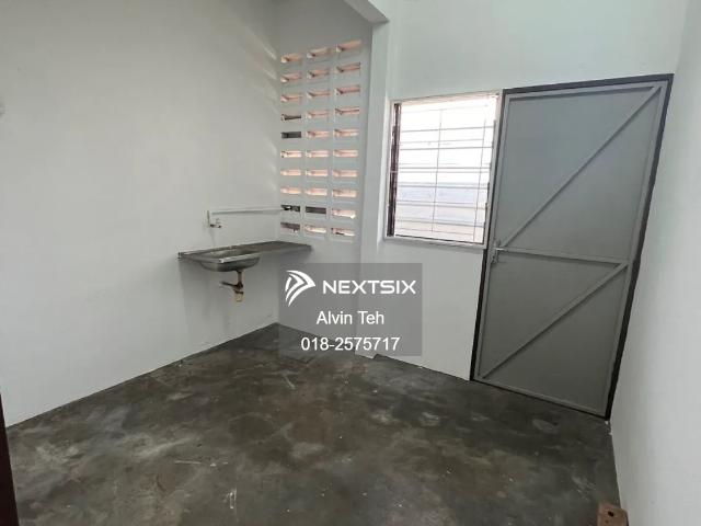 Fair View Apartment @ Permas Jaya