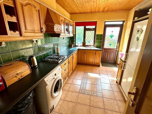 Fairgreen Road, Ballymote, Co. Sligo E & M Scanlon Auctioneers & Estate Agents 4933 MyHome. Ie Residential