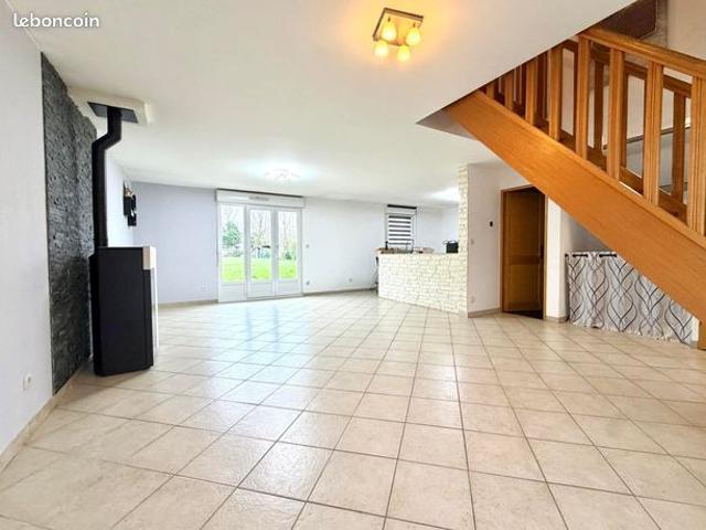 FAIRE VITE: Maison indépendante de 107m2, récente, 3ch avec Jardin
