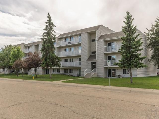 Fairmont Village 1 Bedroom Apartment for Rent at 11124 28 Ave Nw, Edmonton, AB T6J 4M2 Blue Quill