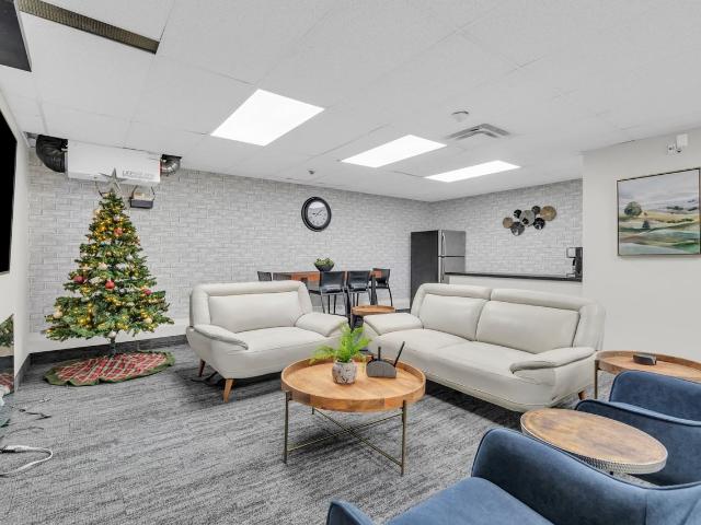 Fairview Towers 3 Bedroom Apartment for Rent at 3189 King St E, Kitchener, ON N2A 1B2 Centreville Chicopee