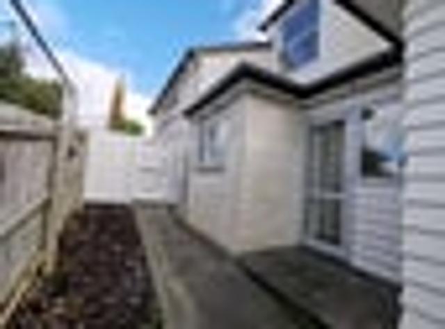 Fairview Heights, 2 bedrooms, $480 pw