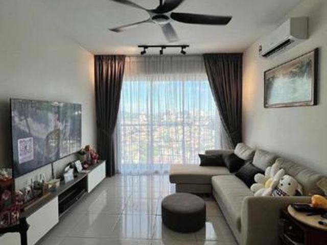 Fairview Residence 970sqft Renovated Furnish 2 Car Park Pool View Rare