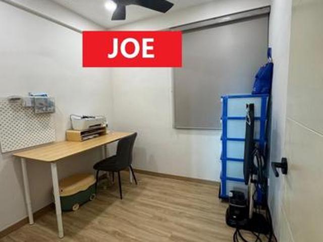 Fairview Residence Condo Fully Renovated Furnished 2 car parks