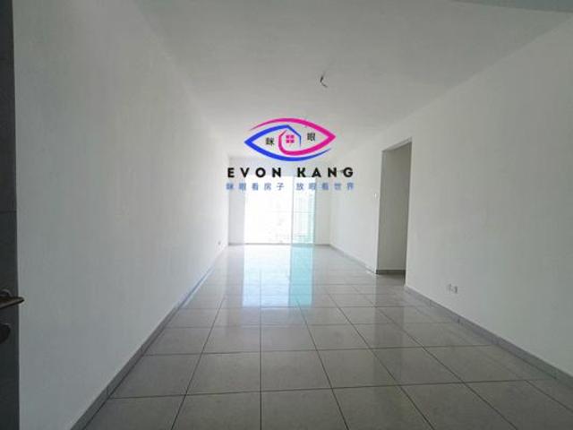 Fairview Residence Sungai Ara 970SF Original Car Park Side by Side