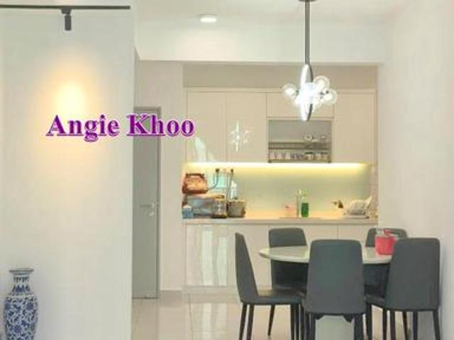 Fairview Residence Sungai Ara 970sqft Furnished and Reno 2 car Park