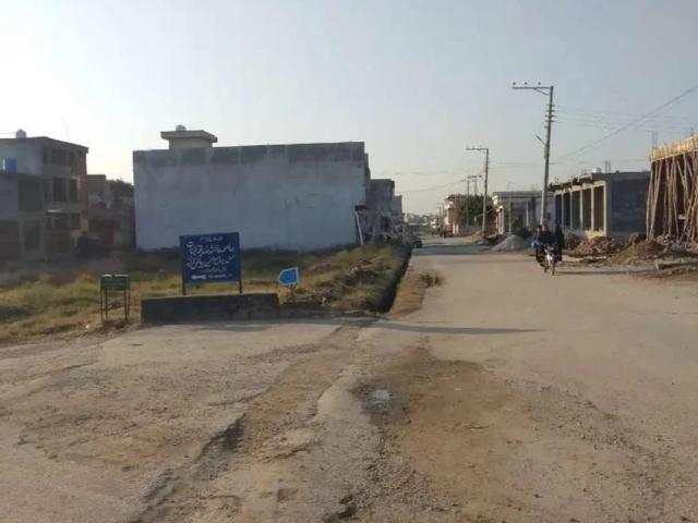 Faisal Iqbal Town wah cantt plots available Taxila ID 38870