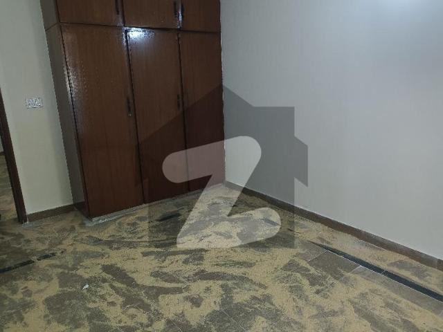Faisal town b block 10 marla 4bed attached bath, drawing, dining, single kitchen 2 car porch, lawn, for it office, whear house, family faisal town block b