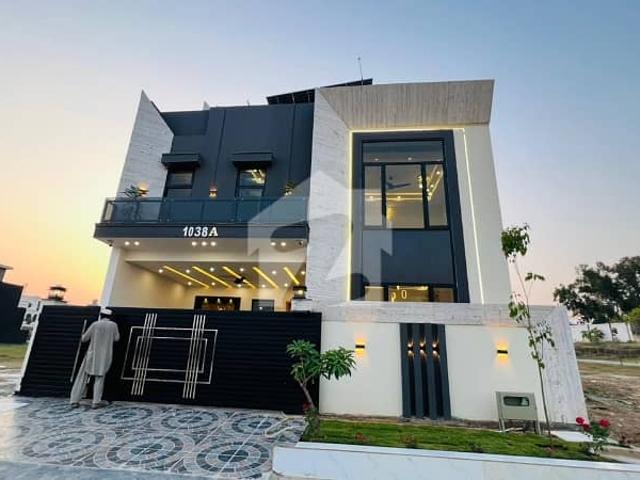 Faisal Town Block B 35X70 Designer House Available For Sale With 10kWA Hybrid Solar