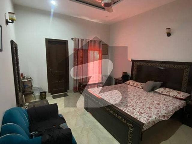 Faisal Town Canal Road Faisalabad 11.5 Marla House For Sale