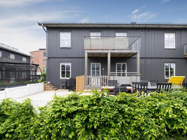 Bostadsrätt på Fältstensvägen 45 UTEPLATS är inte längre tillgänglig