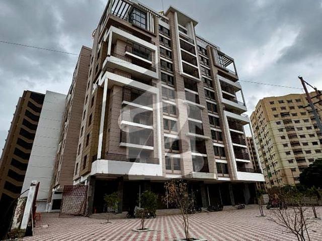 FalakNaz Twin tower Available For Rent 2 bed DD