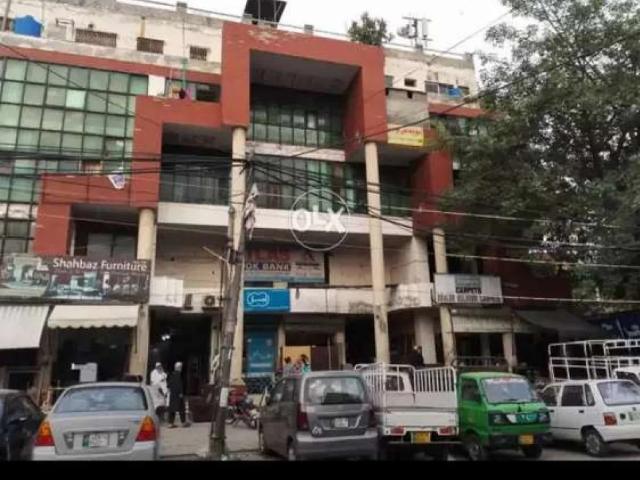 Falats for sale in main market gulberg Almeraj palaza near shezanbakri Lahore Gulberg 1 ID 18596