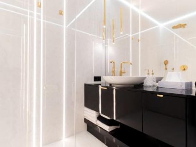 Falenty Duże, 301 m² Dom