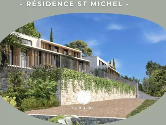Falicon Route de l'Aire Saint Michel: Triplex / 5 Pièces. 103m² Falicon