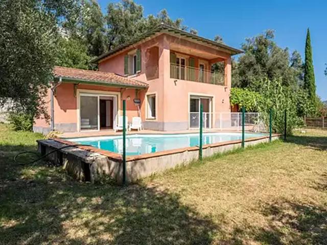 Falicon 06950 Achat / Vente maison 5 pièces t5 au dernier étage piscine