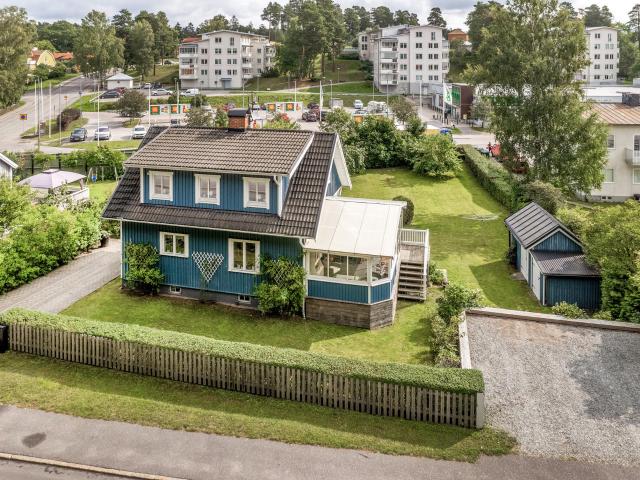 Falkvägen 3