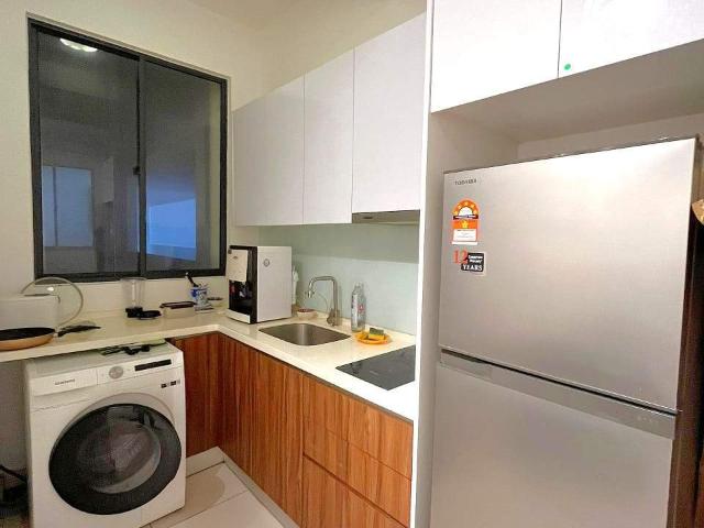 Far East Master Room | Next to MRT Kuchai Lama