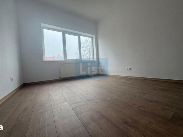 FARA COMISION! Apartament 3 camere, etajul 1/3, zona THE OFFICE