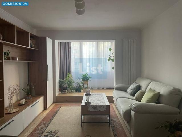 FARA COMISION! Apartament 2 camere, decomandat, etaj 1/4, PLOPILOR