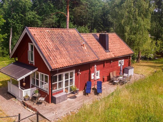 Farfars väg 9