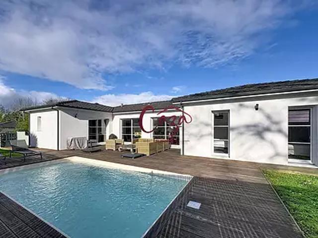 Fargues Saint Hilaire 33370 Achat / Vente maison 6 pièces t6 au dernier étage