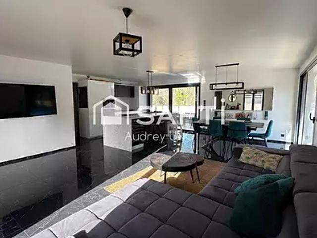 Fargues Saint Hilaire 33370 Achat / Vente maison 6 pièces t6 piscine terrasse