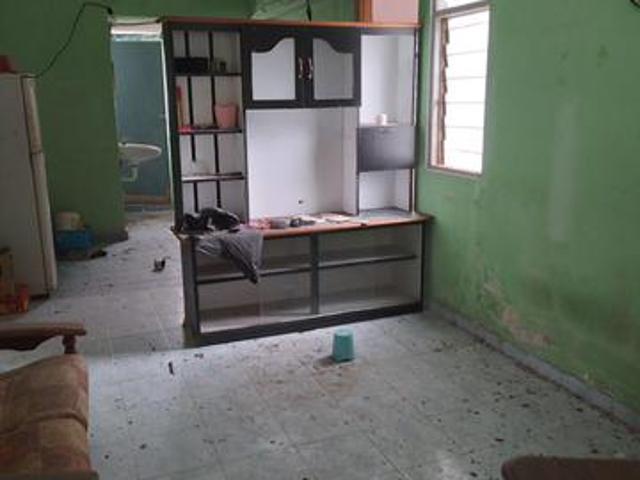 Farlim 4D Ayer Itam Flat Corner Unit 3 Bedrooms For Sale