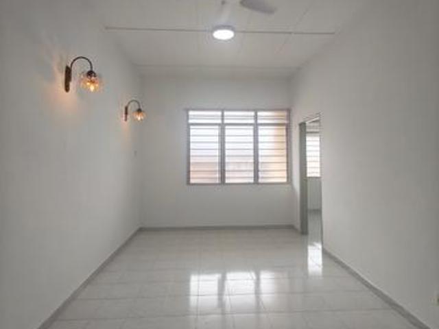 Farlim Bandar Baru Ayer Itam cluster house 1st flr reno