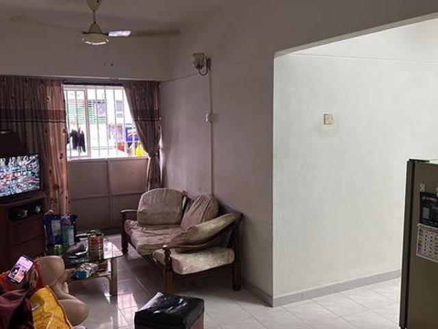 Farlim flat 4b lorong semarak api