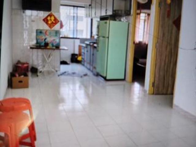 Farlim Flat Block 4B Middle Floor Renovated Strata Title Obtained