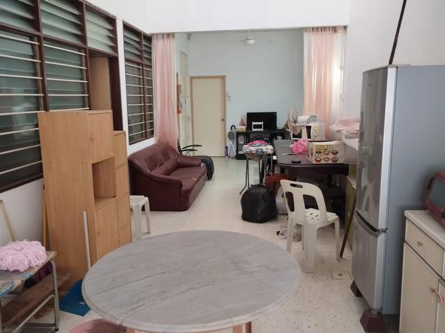 Farlim Jalan Beriksa 1sty Terrace 1400sf Partly reno