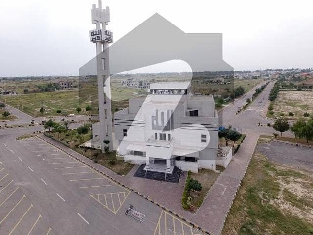 Farm House Of 5 Kanal Available In Multi Residencia & Orchards