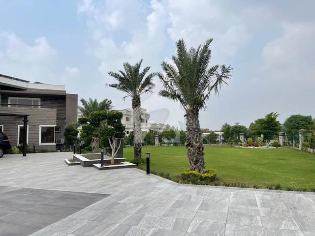 Farm House Available For Sale