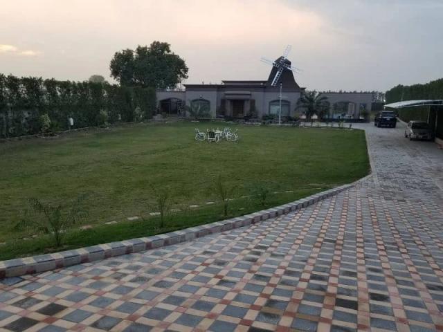 Farm house for rent. Windmills farmhouse and Resort. Lahore bedian road id 85306