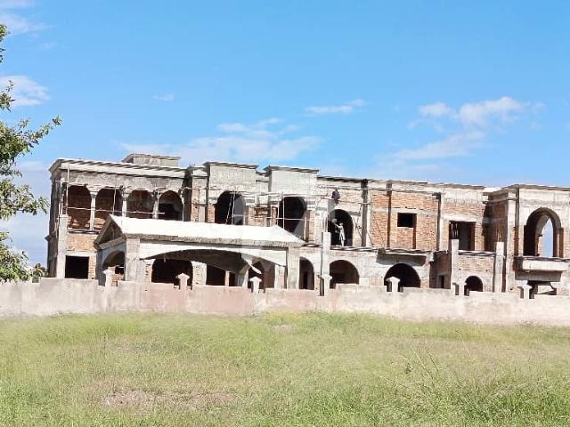 Farm House 10 Kanal Land For Sale In Beautiful Gulberg Greens Block D