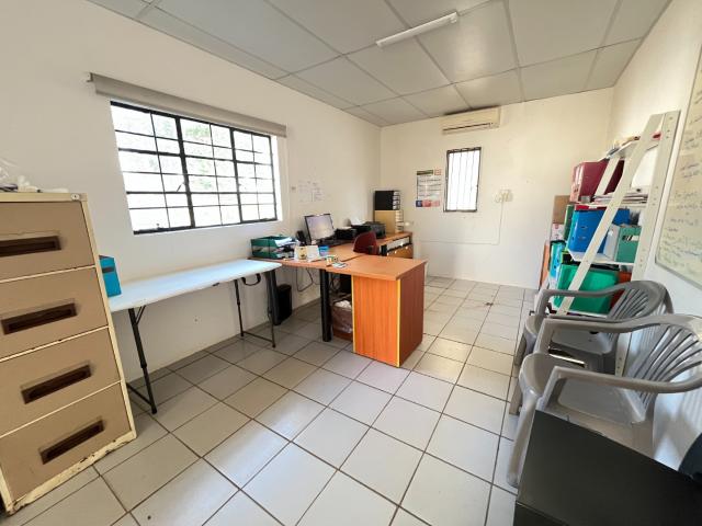 Farm in Marburg Settlement For Sale