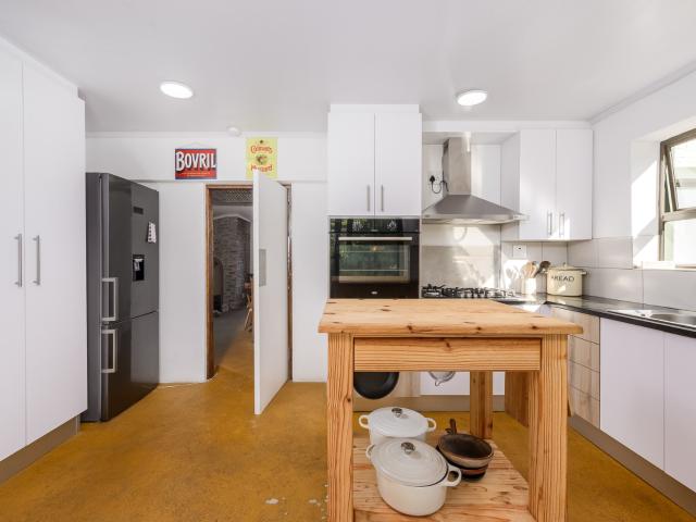 Farm in Colleen Glen For Sale