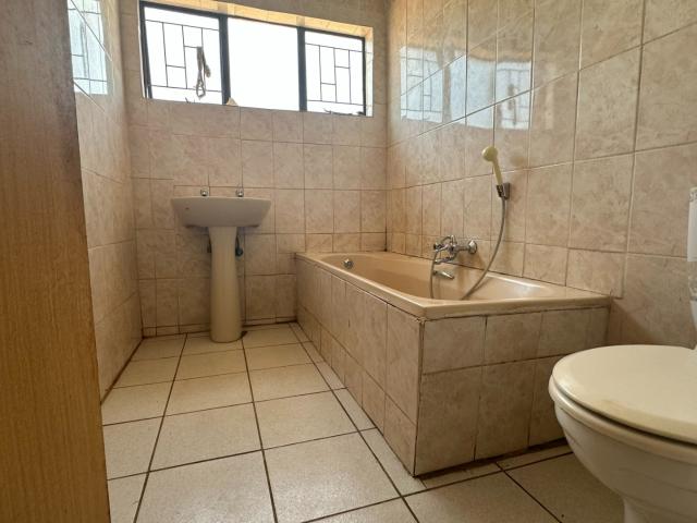Farm in Doornbult AH For Sale