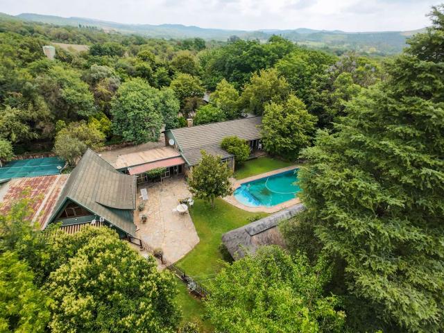 Farm in Hartbeespoort Rural For Sale