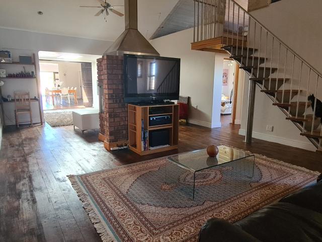 Farm in Klein Dassenberg For Sale