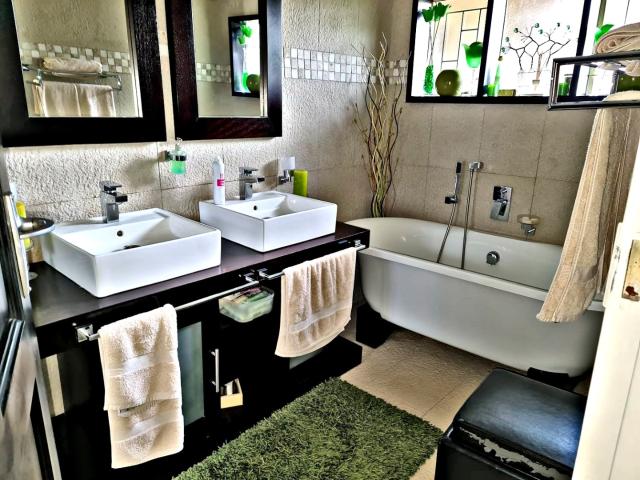 Farm in Roodepoort AH For Sale