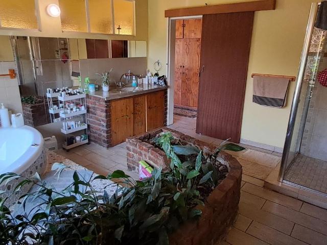 Farm in Tiegerpoort AH To Rent
