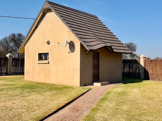 Farm in Viljoenskroon For Sale