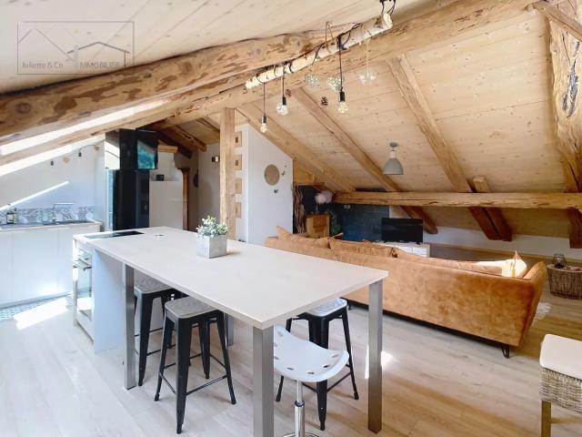 Farmhouse à Vallorcine avec cheminée et 9 pièces