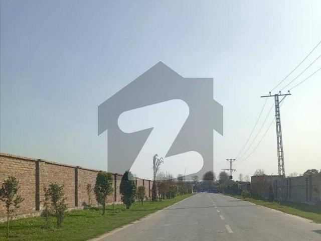 Farmhouse Plot for Sale in IVY Farms 55 Lac per Kanal | Peaceful Living