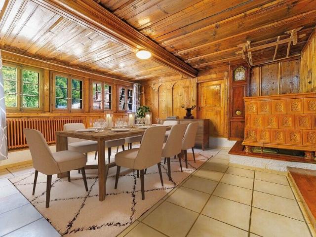 Farmhouse with 9 rooms on sale in Charmey Gruyère 266 m² | dreamo. Ch