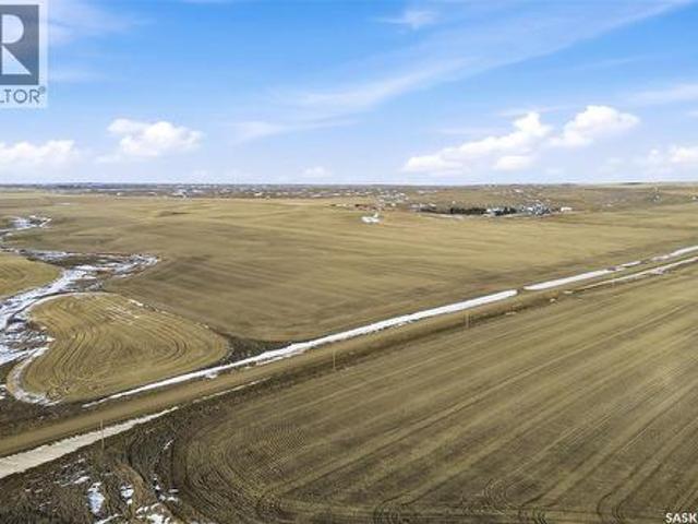 Farmland 3 0F 3, Auvergne Rm No. 76, SK, S0N 1Z0 farm for sale | Listing ID SK044446 | Royal LePage